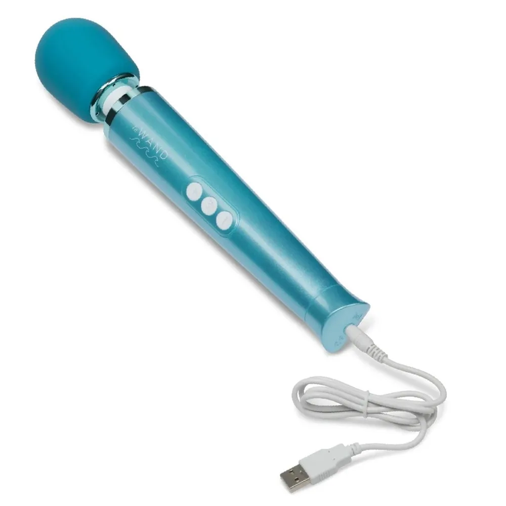 Le Wand Dive Submersible Rechargeable Vibrating Massager