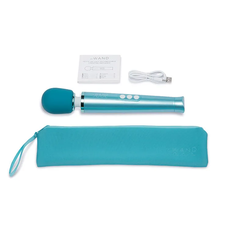 Le Wand Dive Submersible Rechargeable Wand