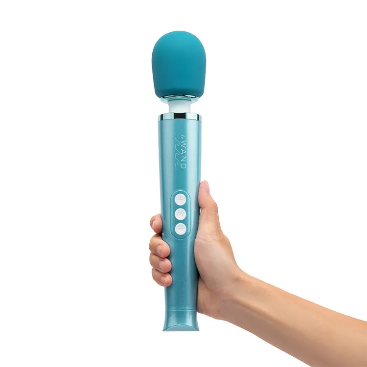 Le Wand Dive Submersible Rechargeable Wand