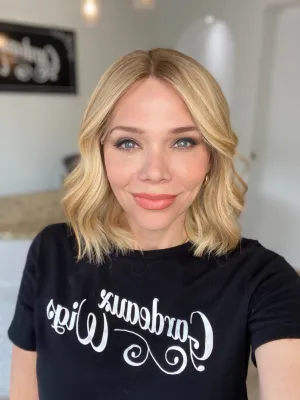 STOCK # LM07.6 GARDEAUX DELUXE DOUBLE LACE TOP WIG (MEDIUM CAP)